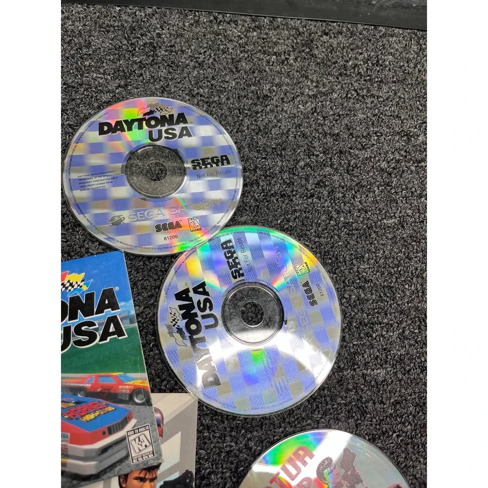 Sega Saturn Virtua Cop & DaytonaSega Saturn Virtua Cop & Daytona USA Video Games